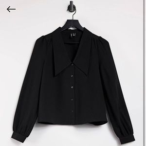 Veto Moda shirt with exaggerated collar and 3/4 sleeve